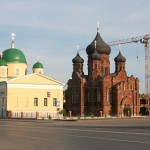 Тула. Собор на площади перед администрацией.