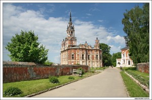 Соборы Можайского кремля